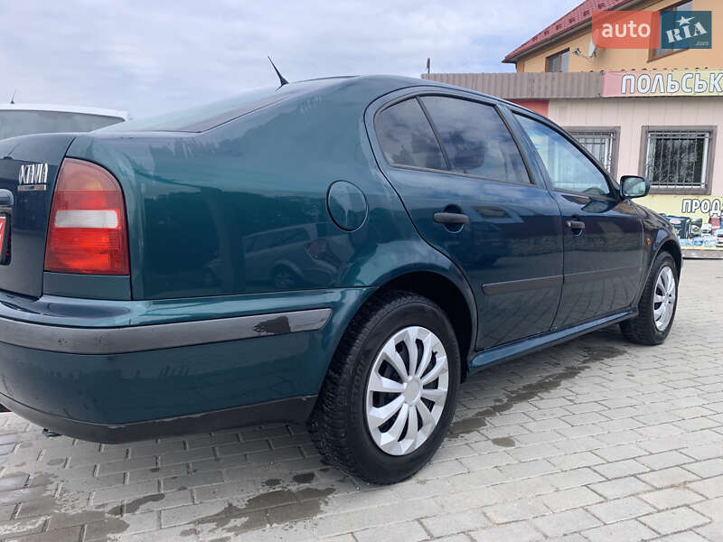 Ліфтбек Skoda Octavia 1999 в Вишнівці