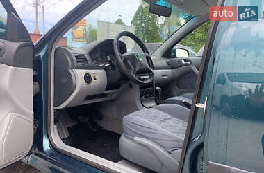 Лифтбек Skoda Octavia 1999 в 
