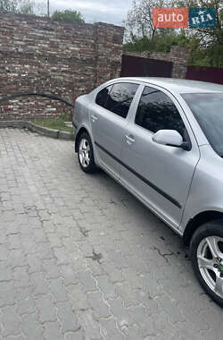 Лифтбек Skoda Octavia 2008 в 