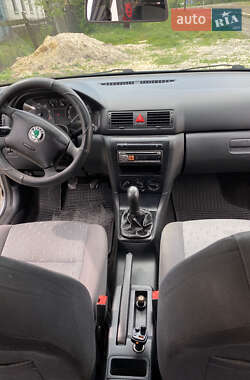 Ліфтбек Skoda Octavia 2008 в 