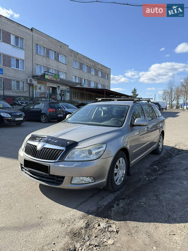 Универсал Skoda Octavia 2009 в 