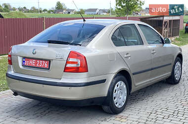 Ліфтбек Skoda Octavia 2004 в 