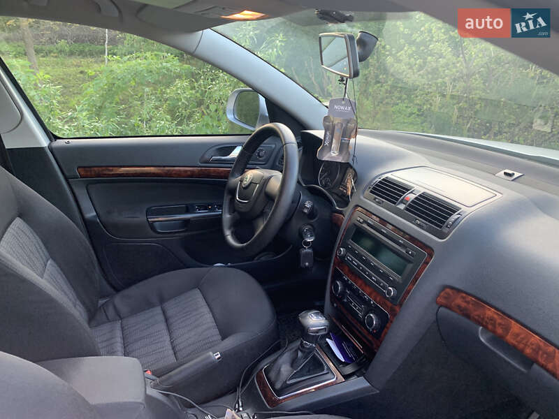 Ліфтбек Skoda Octavia 2011 в Львові