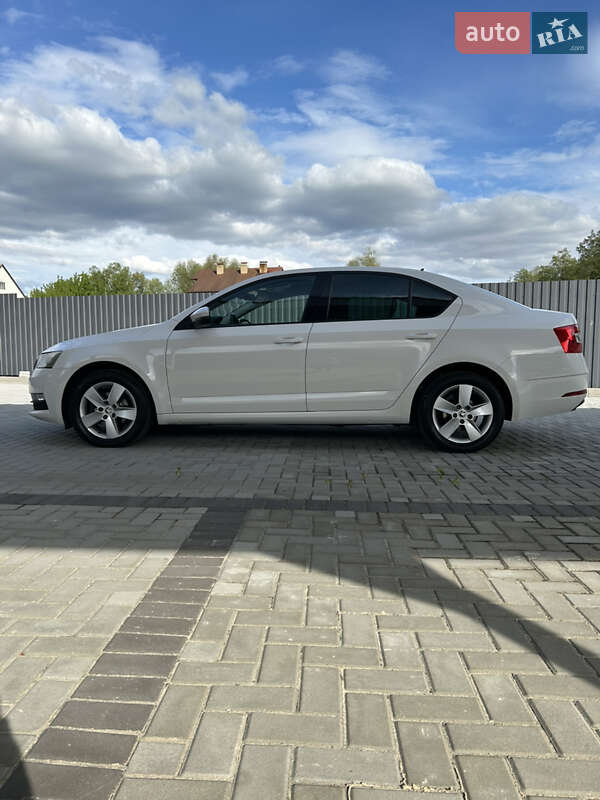 Лифтбек Skoda Octavia 2018 в Киеве фото 9 Лифтбек Skoda Octavia 2018 в Киеве