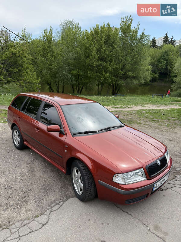 Универсал Skoda Octavia 2001 в Харькове