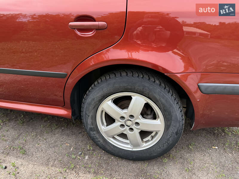 Универсал Skoda Octavia 2001 в Харькове