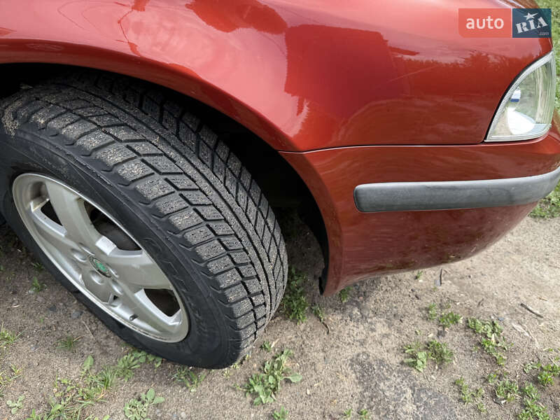 Универсал Skoda Octavia 2001 в Харькове