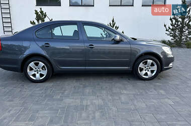 Ліфтбек Skoda Octavia 2009 в 