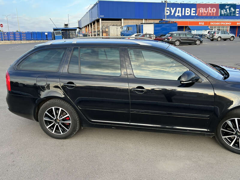 Универсал Skoda Octavia 2010 в Луцке