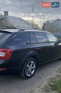 Универсал Skoda Octavia 2015 в 