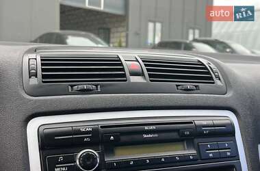 Лифтбек Skoda Octavia 2010 в 
