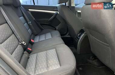 Лифтбек Skoda Octavia 2010 в 