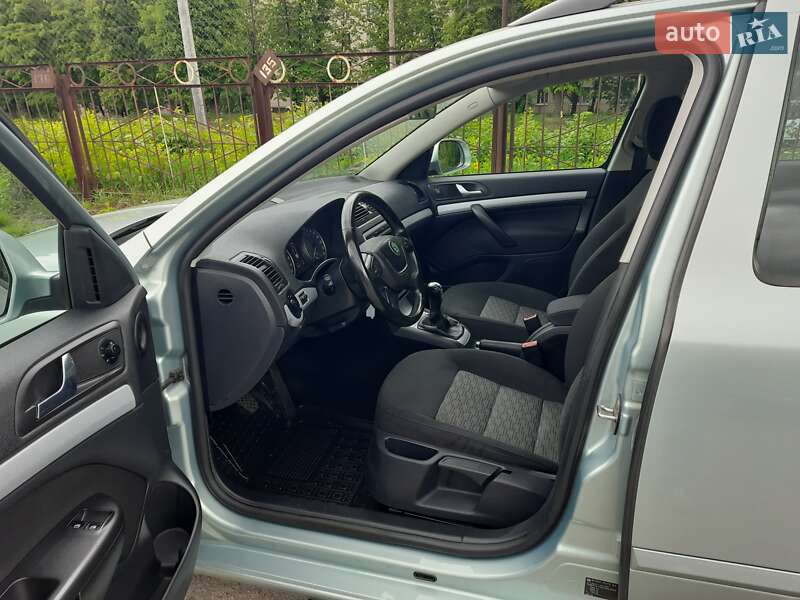 Универсал Skoda Octavia 2009 в Хмельницком