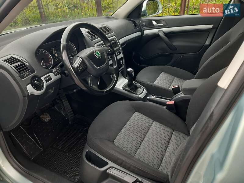 Универсал Skoda Octavia 2009 в Хмельницком