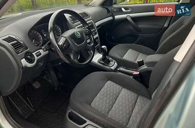 Универсал Skoda Octavia 2009 в 