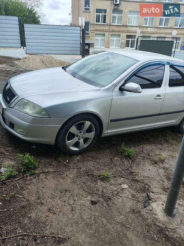Ліфтбек Skoda Octavia 2006 в Тернополі