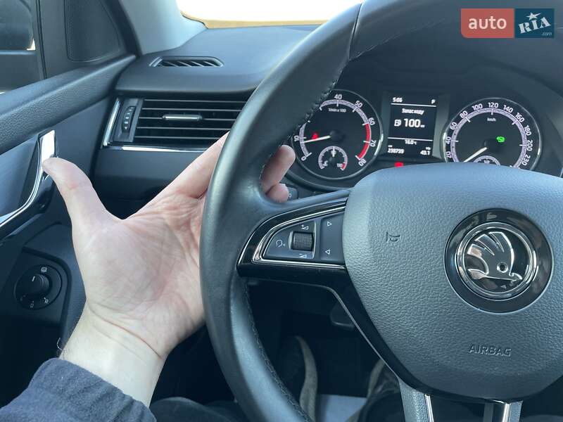Універсал Skoda Octavia 2018 в Луцьку