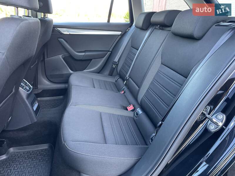 Універсал Skoda Octavia 2018 в Луцьку