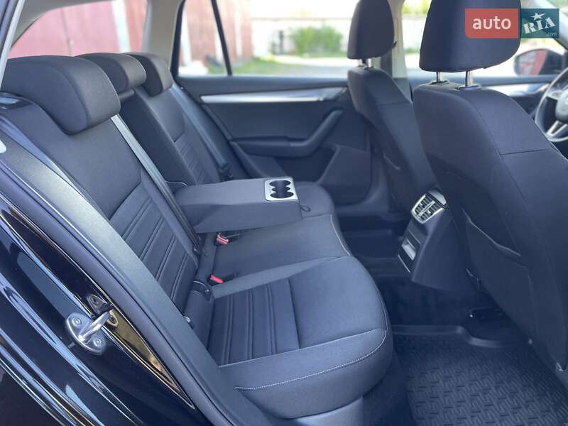 Універсал Skoda Octavia 2018 в Луцьку
