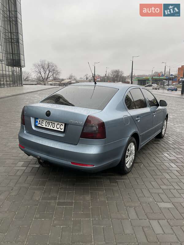 Ліфтбек Skoda Octavia 2010 в Дніпрі