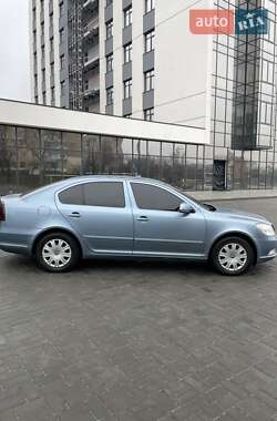 Ліфтбек Skoda Octavia 2010 в 