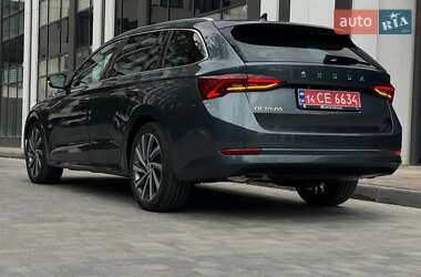 Універсал Skoda Octavia 2021 в 