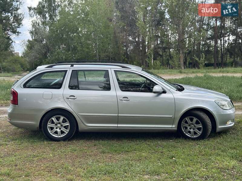 Универсал Skoda Octavia 2010 в Харькове