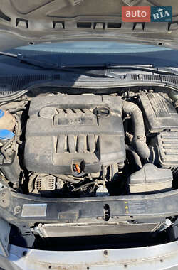 Лифтбек Skoda Octavia 2005 в Полтаве