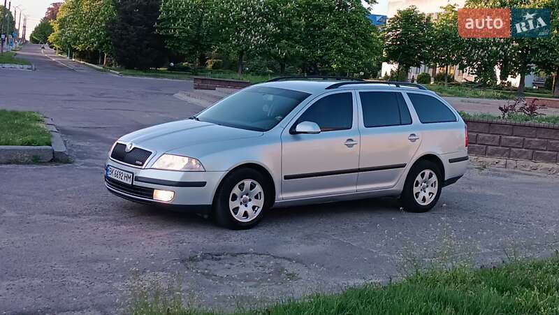 Універсал Skoda Octavia 2007 в Сарнах