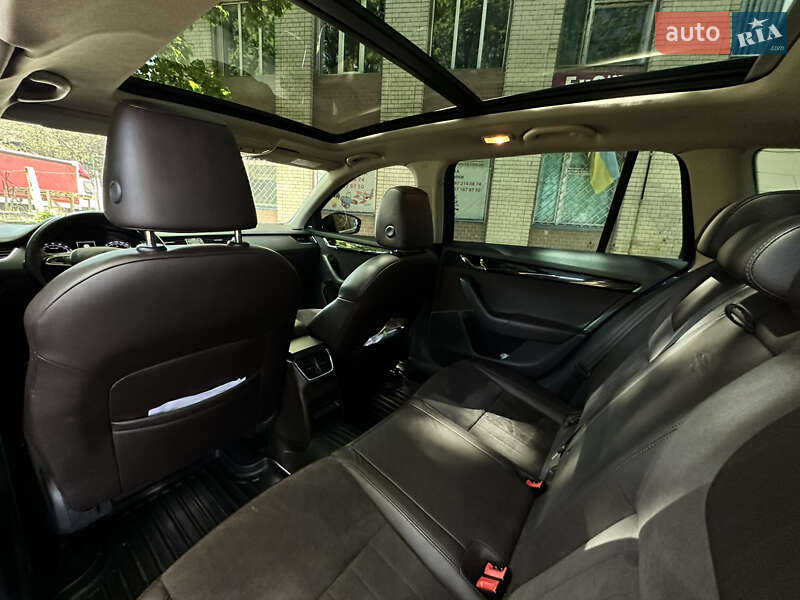 Універсал Skoda Octavia 2016 в Дніпрі