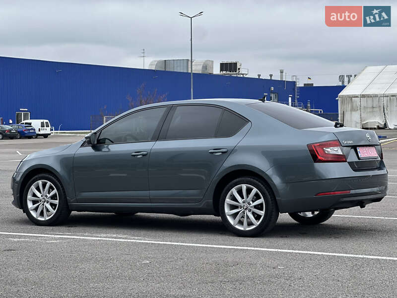 Лифтбек Skoda Octavia 2019 в Ровно
