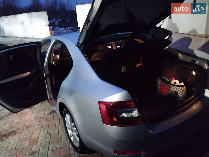 Ліфтбек Skoda Octavia 2013 в Краснопавлівці