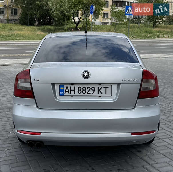 Лифтбек Skoda Octavia 2010 в Днепре