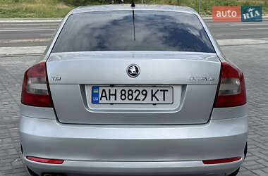 Лифтбек Skoda Octavia 2010 в 