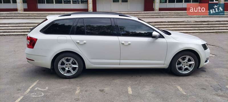 Универсал Skoda Octavia 2018 в Днепре фото 4 Универсал Skoda Octavia 2018 в Днепре
