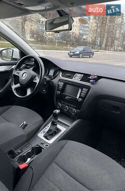 Універсал Skoda Octavia 2013 в 