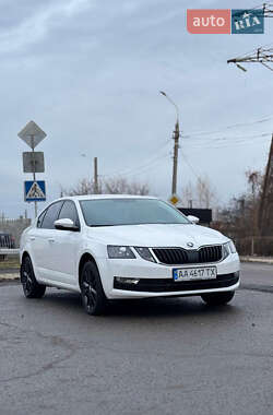 Ліфтбек Skoda Octavia 2018 в 