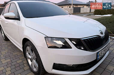 Ліфтбек Skoda Octavia 2018 в Дніпрі