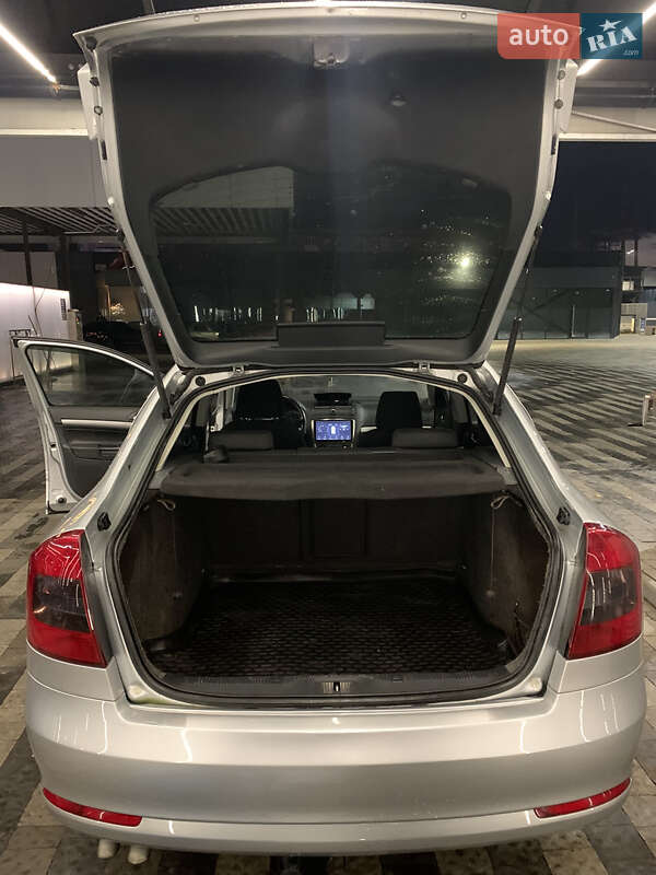 Лифтбек Skoda Octavia 2010 в Ужгороде