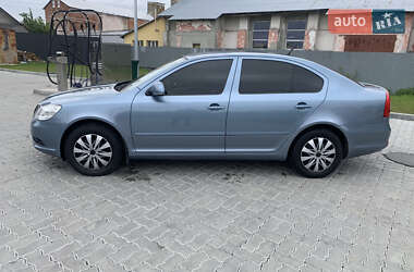 Ліфтбек Skoda Octavia 2009 в 