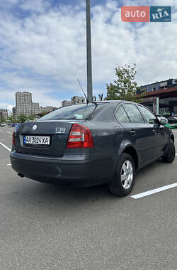 Лифтбек Skoda Octavia 2008 в 