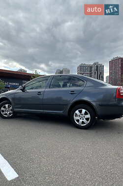 Лифтбек Skoda Octavia 2008 в 