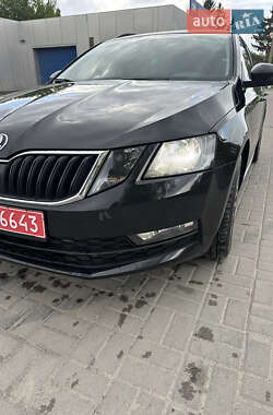 Універсал Skoda Octavia 2019 в 