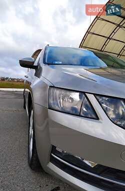 Універсал Skoda Octavia 2017 в 
