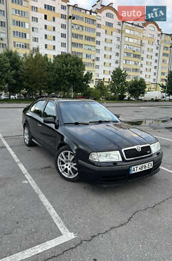 Лифтбек Skoda Octavia 2001 в 