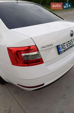 Ліфтбек Skoda Octavia 2019 в 