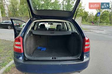 Універсал Skoda Octavia 2012 в 