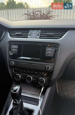 Лифтбек Skoda Octavia 2015 в 