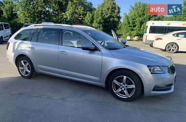 Універсал Skoda Octavia 2019 в Луцьку
