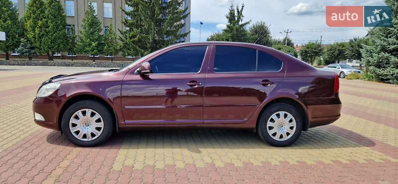 Ліфтбек Skoda Octavia 2010 в Корсунь-Шевченківському